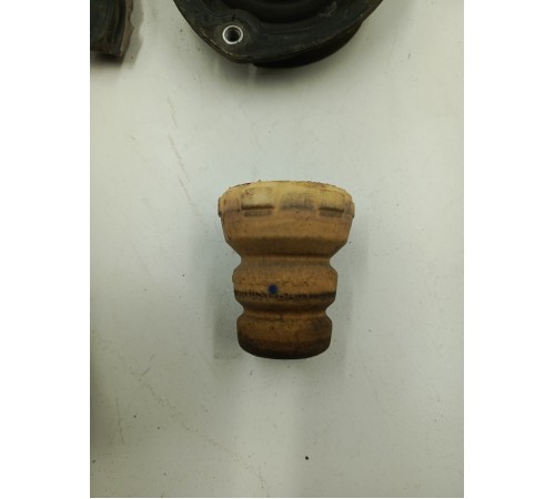 Опора переднего амортизатора в сборе