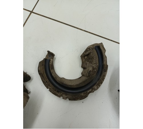 Опора переднего амортизатора в сборе