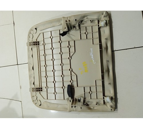 Накладка задней спинки сиденья (передняя левая)