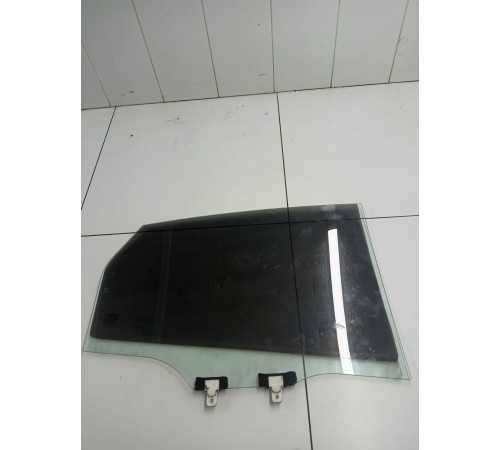 Стекло двери заднее левое