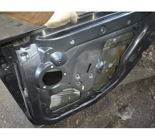 Дверь (задняя, правая)