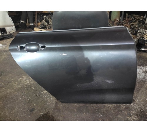 Дверь (задняя, правая)