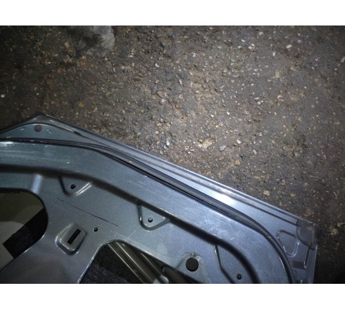 Дверь (задняя, правая)