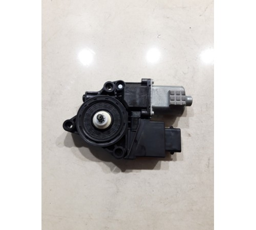 Моторчик стеклоподъемника (задний левый)