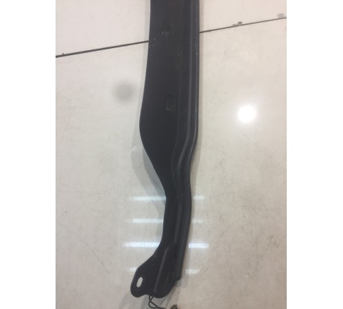 Накладка багажника (задняя, левая)