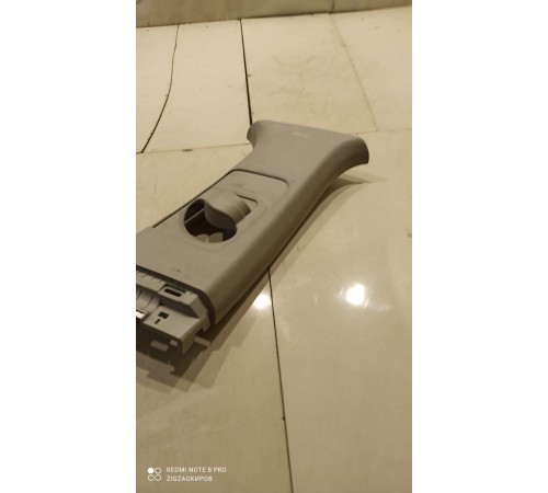 Обшивка центральной стойки(правая верхняя)