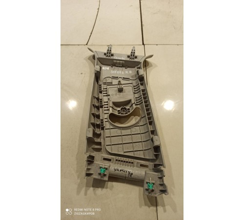 Обшивка центральной стойки(правая верхняя)