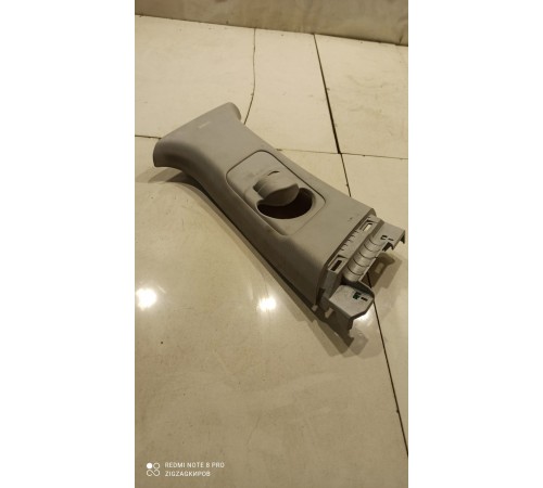 Обшивка центральной стойки(правая верхняя)