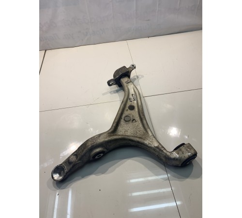 Рычаг подвески (левый)