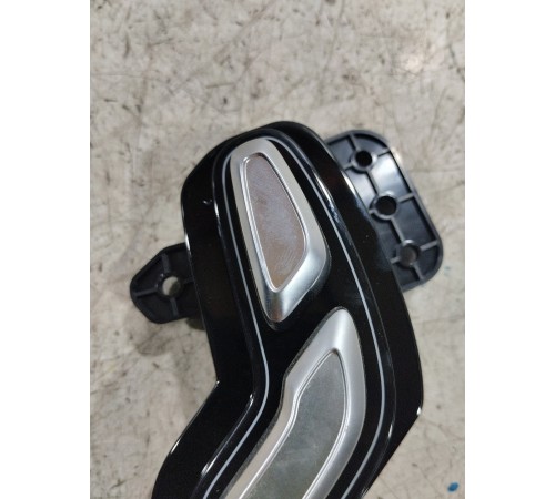 Блок кнопок регулировки сиденья задний правый