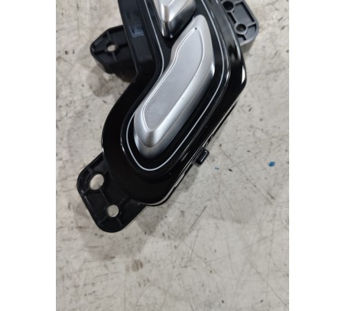 Блок кнопок регулировки сиденья задний правый