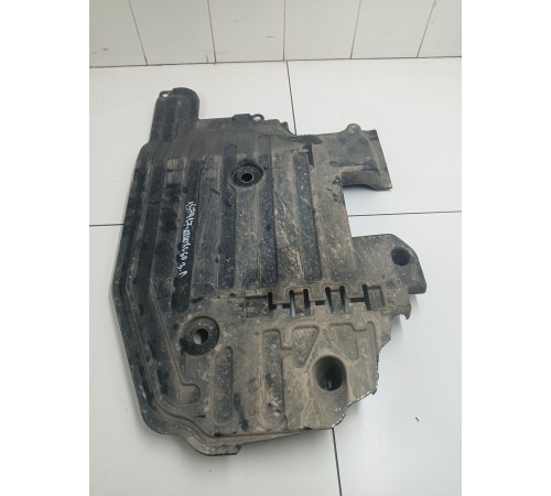 Защита днища задняя левая