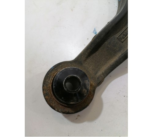 Рычаг подвески задний правый верхний