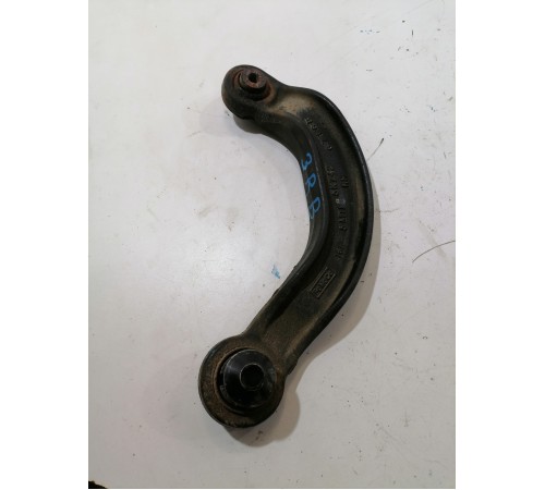 Рычаг подвески задний правый верхний