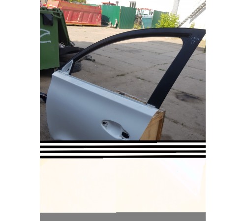 Дверь передняя левая