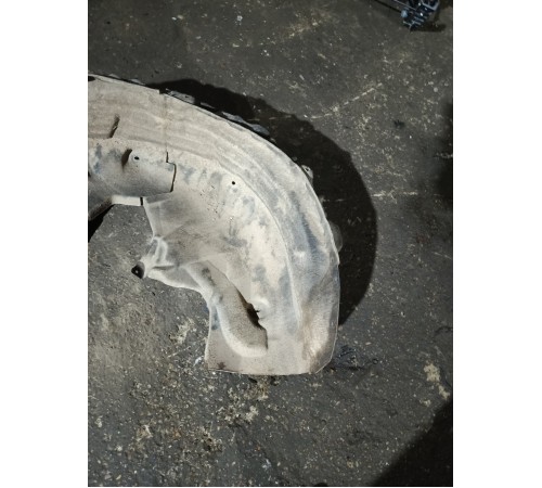 Локер подкрылок задний правый