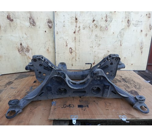 Балка (подрамник) задняя