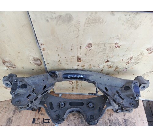 Балка (подрамник) задняя