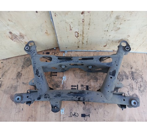 Балка (подрамник) задняя