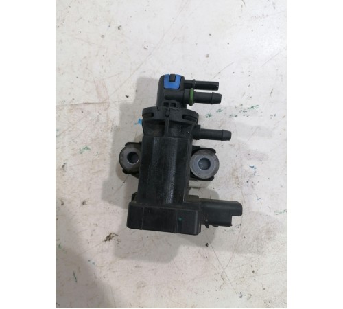 Клапан вакуумный