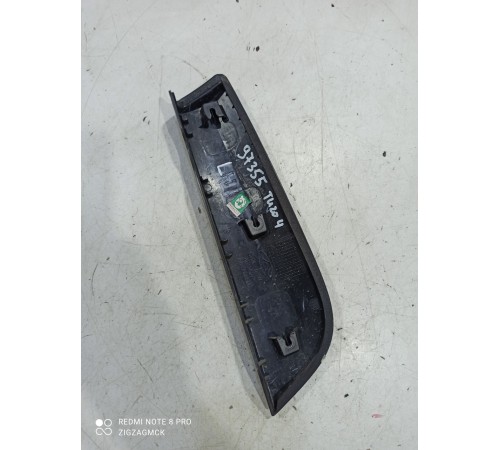 Молдинг крыла задний левый