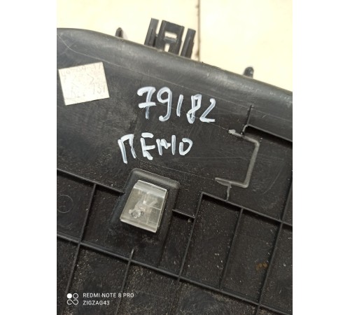 Пластик разъёма USB