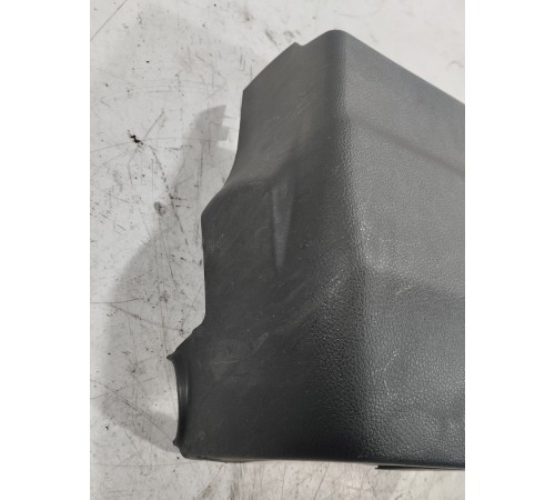 Кожух рулевой колонки нижний