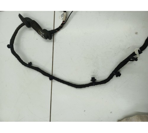 Электропроводка двери багажника