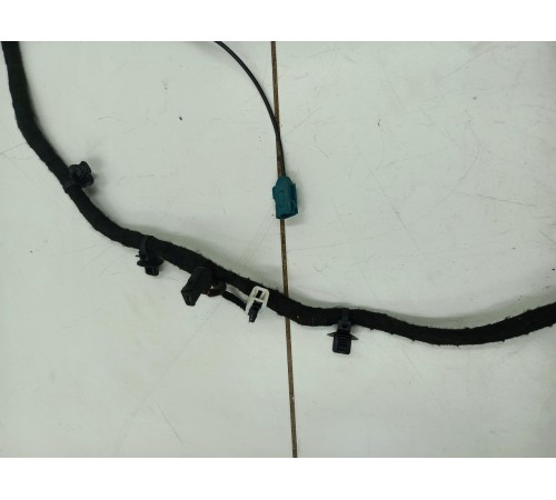 Электропроводка двери багажника