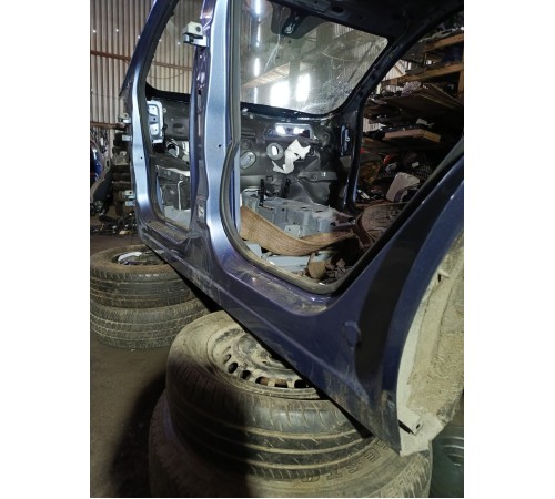 Порог с центральной стойкой (левый)