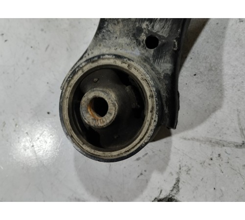 Рычаг подвески передний правый