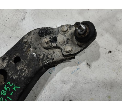 Рычаг подвески передний правый