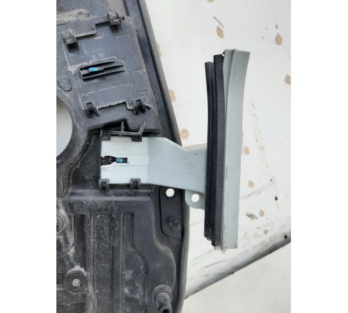 Стеклоподъемник (передний левый)