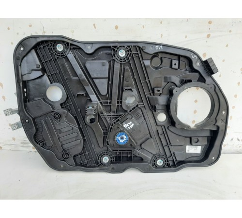 Стеклоподъемник (передний левый)