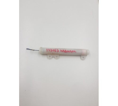 Амортизатор бардачка