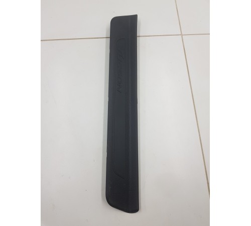 Накладка порога передняя правая