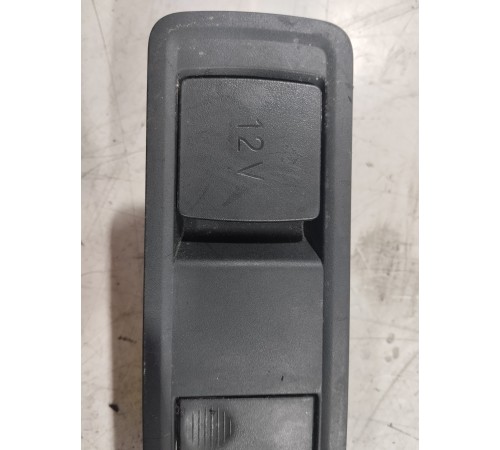 Накладка (пластик) салона багажника