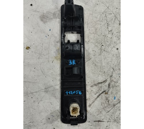 Накладка (пластик) салона багажника