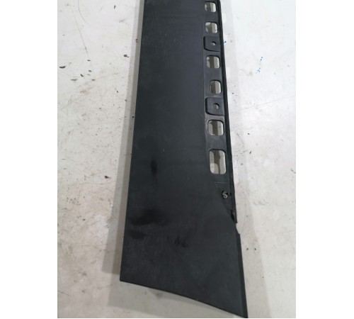 Молдинг двери задний левый 