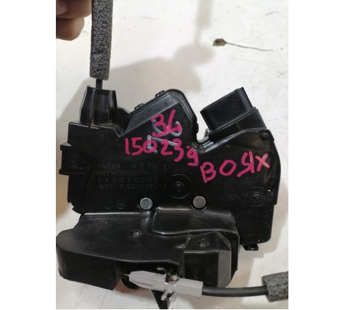 Замок двери задний левый