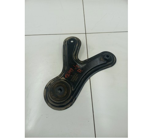 Кронштейн подрамника Правый 