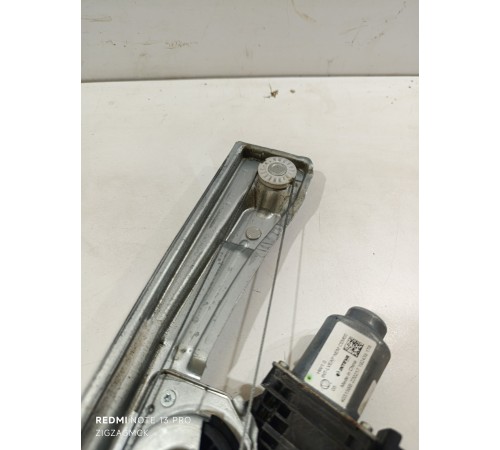 Стеклоподъемник двери задний левый