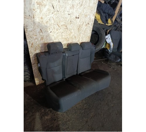 Сиденье задние