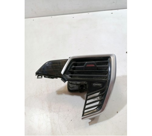 Воздушный дефлектор торпедо левый