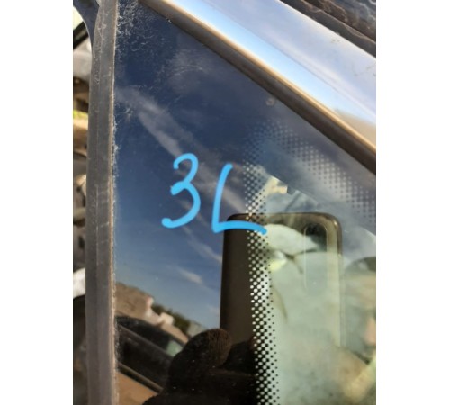 Глухое стекло(заднее левое)