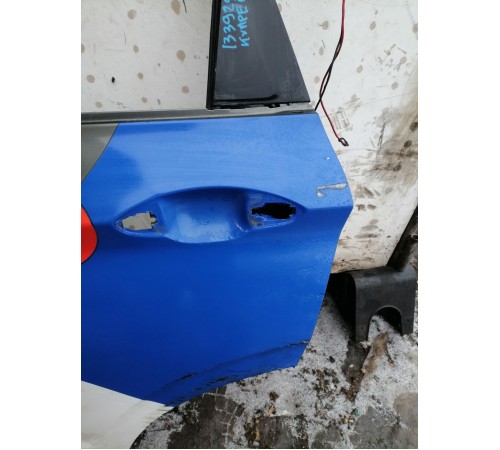 Дверь задняя левая