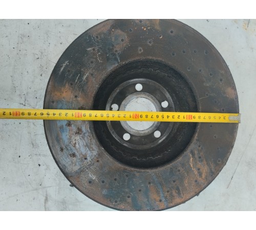 Тормозной диск передний левый