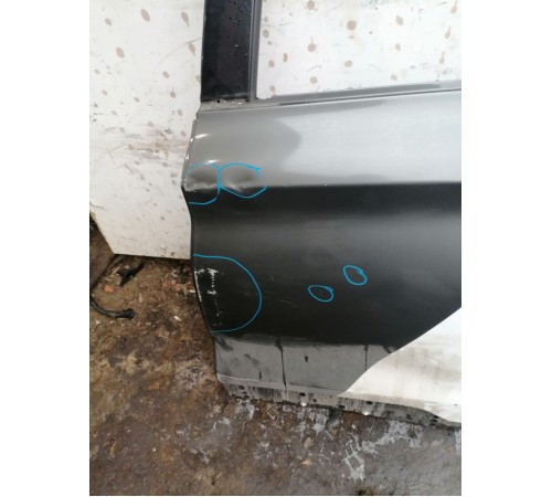 Дверь задняя левая