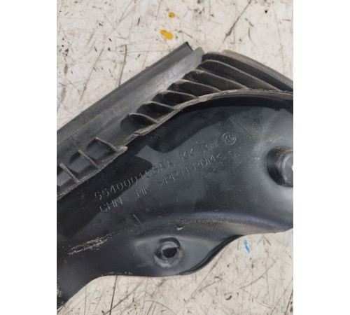 Уплотнитель двери задний правый