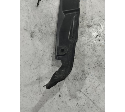 Пыльник крыла передний левый